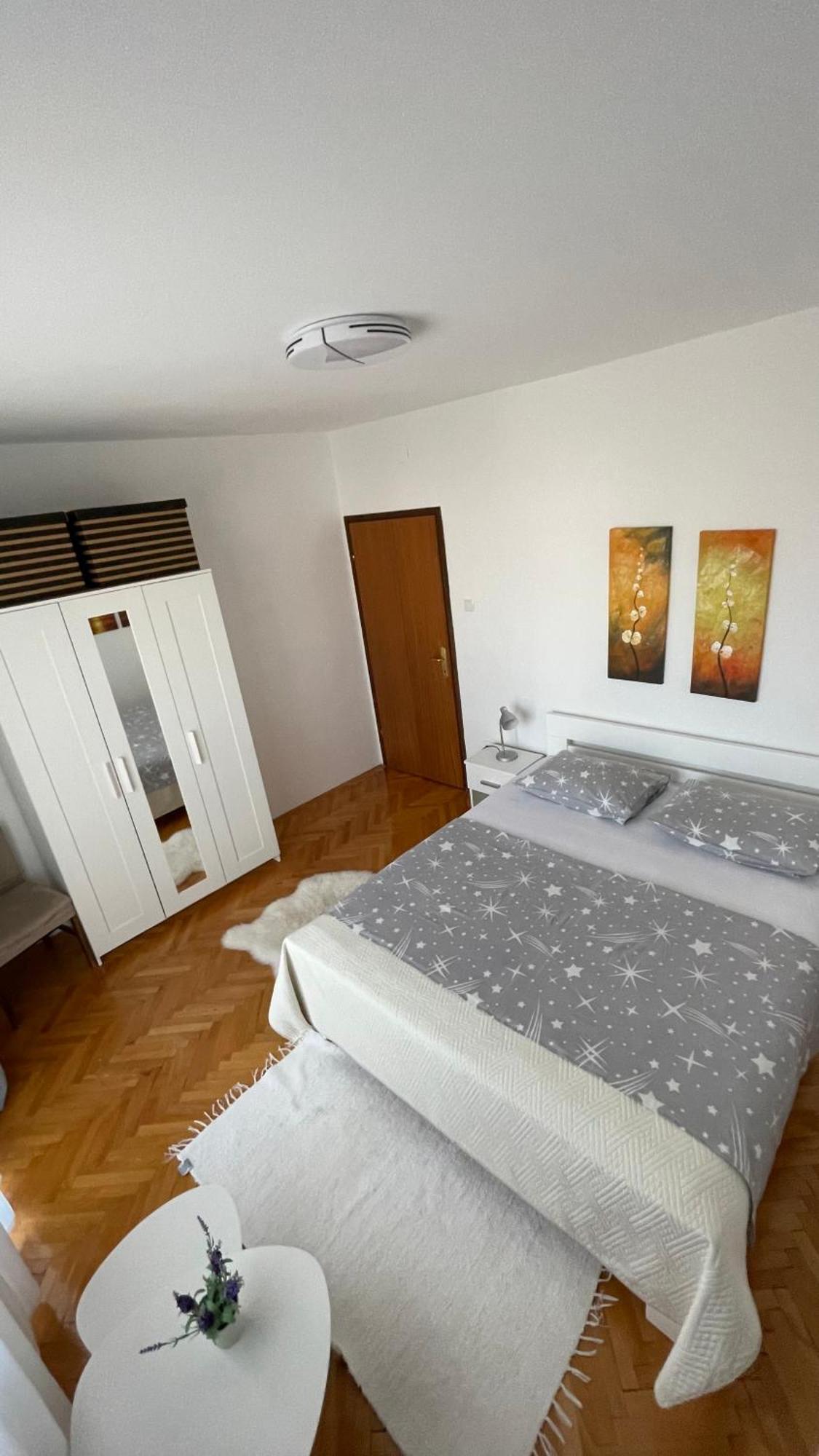 Mag Apartmani イェゼラ エクステリア 写真